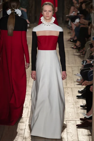 Look 57
